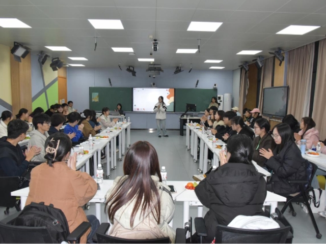 情漫絲路，辰韻長安——記文學院孫紹振中國語言文學拔尖學生培養基地團支部、